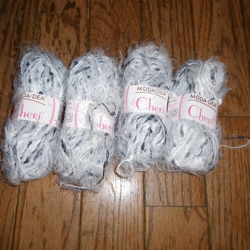 4 Small Skeins Moda Dea Cheri Yarn - Color Naturals - 81 yds ea.
